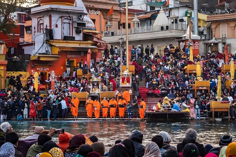 Explore Divine Destinations: Char Dham Yatra Packages on a Budget